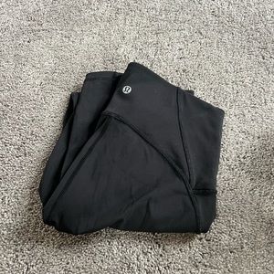 Lululemon leggings size 6